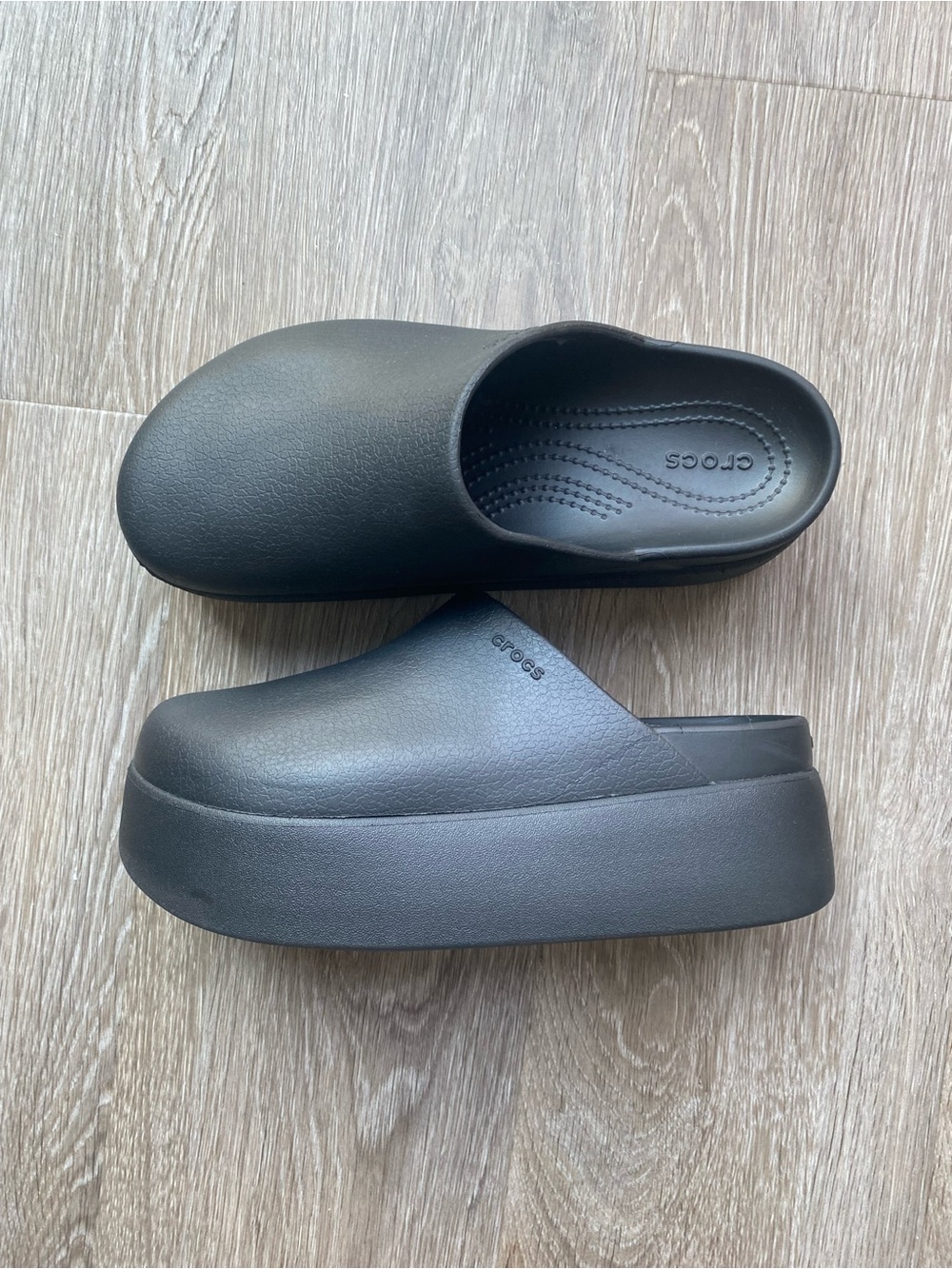 Crocs Dylan Platform Clogs